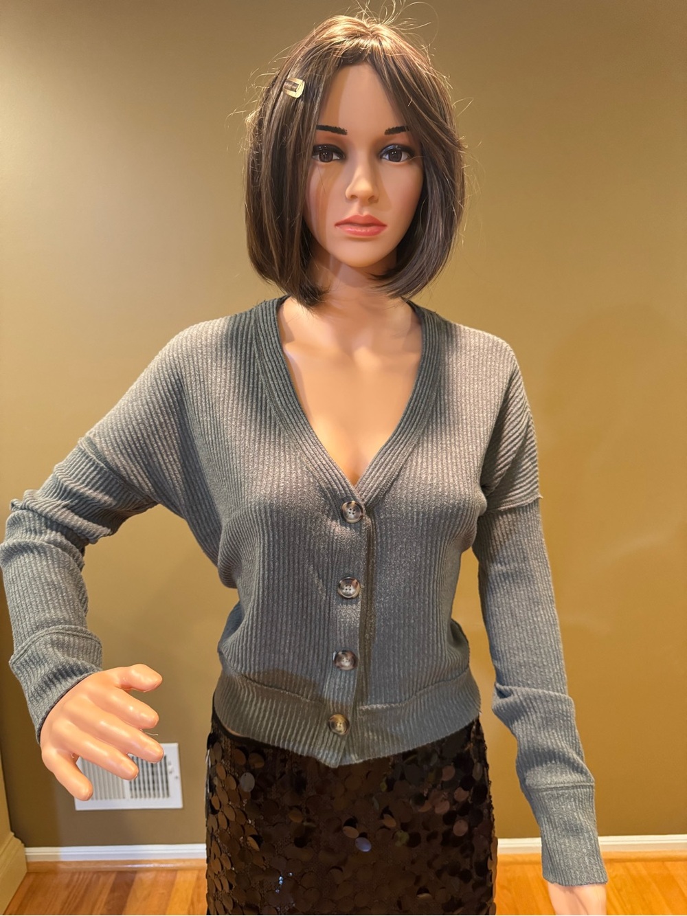 Abercrombie & Fitch Green-Gray Rib-Knit V-Neck Button Cardigan